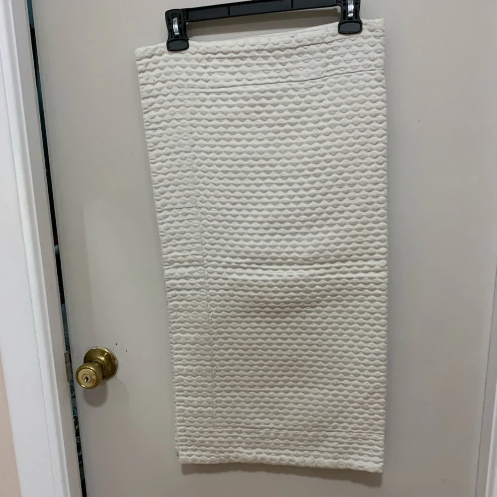 Matouk Textured Euro Sham